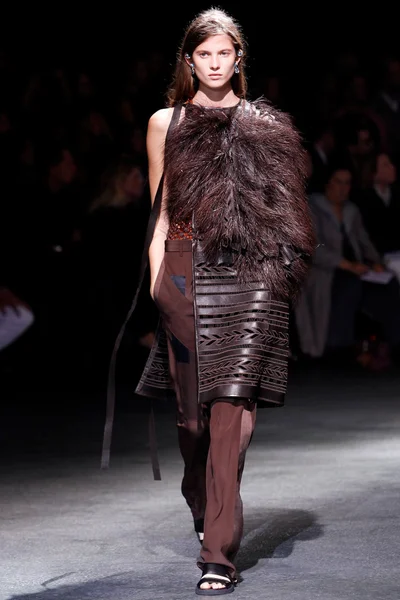 Look 31